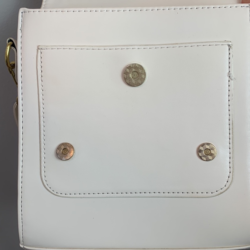 Trendy Flip Backpack / Handbag With 3 Snap Closure - Picture 7 of 8